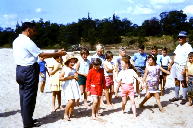 1963.9 SS picnic race, Irene